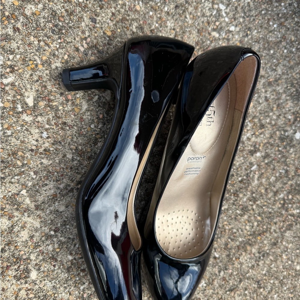 Shoes - Picture 2 of 3